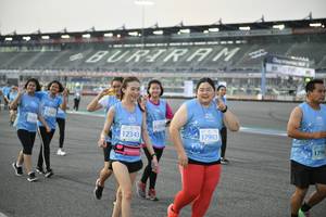 BIB: 1759
                            <button type="button" onclick="openModal(10466963)" class="btn btn-primary btn-sm float-right btn-popup" data-toggle="modal" data-target=".modal-high-quality">
                        <i class="fas fa-shopping-cart"></i> Add to Cart
                    </button>
                                            <button type="button" onclick="isThisMe(10466963, true)" class="btn btn-success btn-sm float-right btn-popup btn-isme hidden" data-toggle="tooltip" data-placement="bottom" title="นี่คือรูปของคุณใช่ไหม คลิกที่นี่เพื่อเอาเข้าอัลบั้ม">
                        <i class="fas fa-plus"></i> Add to album
                    </button>
                    <button type="button" onclick="isThisMe(10466963, false)" class="btn btn-warning btn-sm float-right btn-popup btn-isnotme hidden">
                        <i class="fas fa-ban"></i> Remove from album
                    </button>